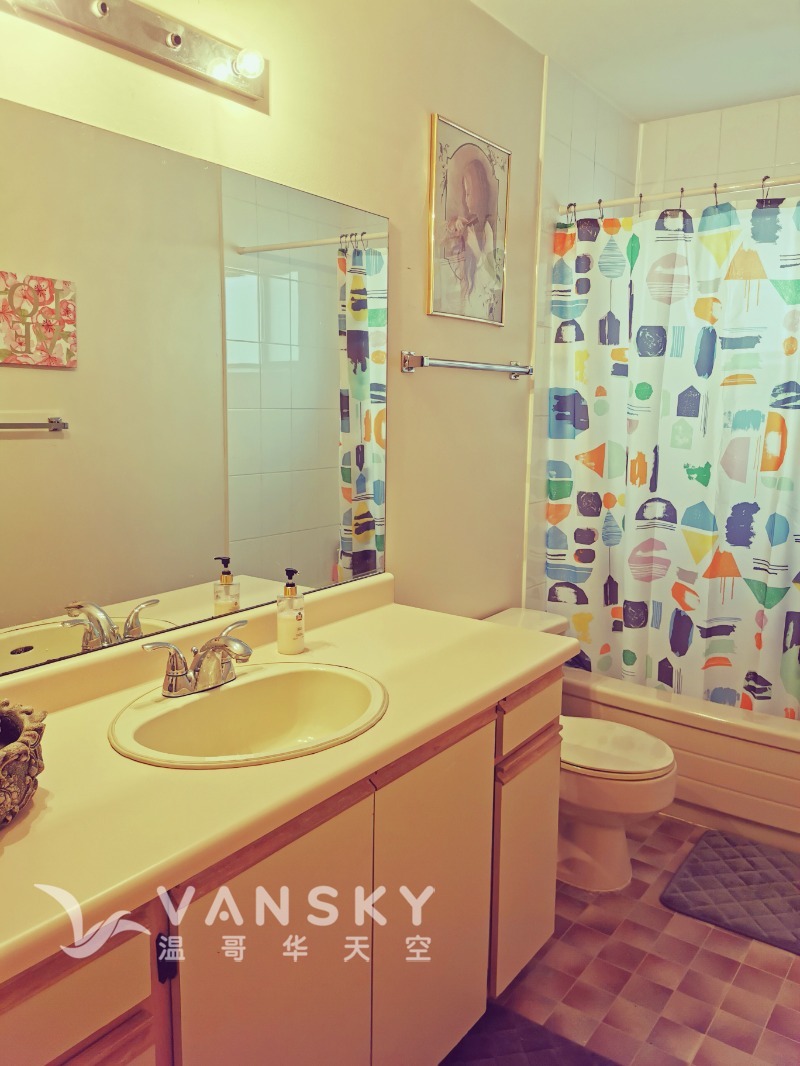 260622132448_2 bedroom washroom furnished.jpg